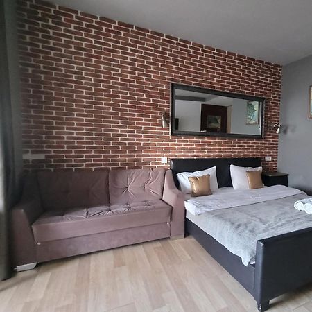 Mini Hotel On Demiivska Kyjev Exteriér fotografie